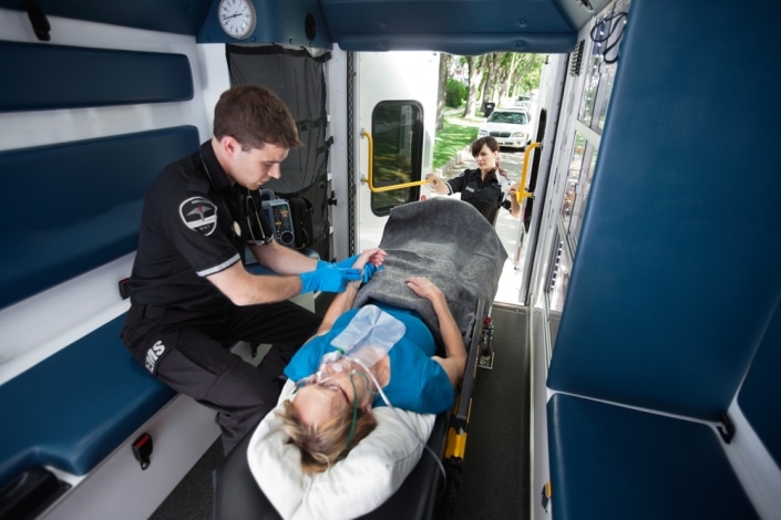 unitek-emt-how-to-get-an-ambulance-driver’s-license